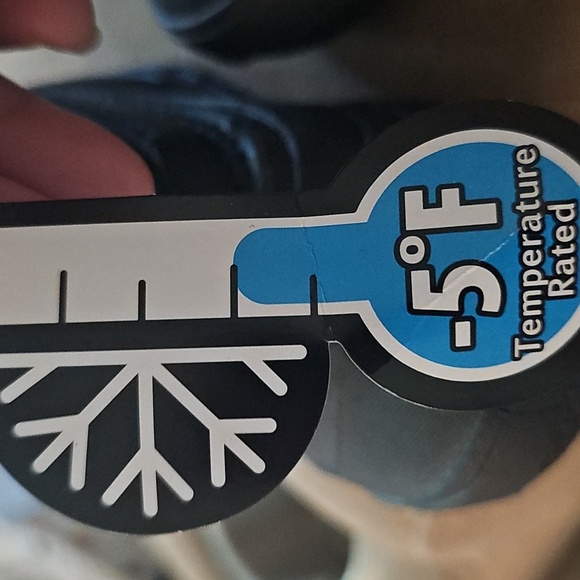 Wonder Nation Kids Black and Red Winter Boots - Picture 6 of 6